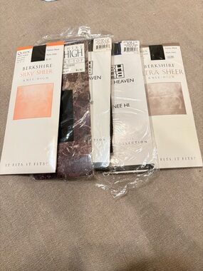 Berkshire & Blue Heaven Sheer Knee-Highs - Black socks
